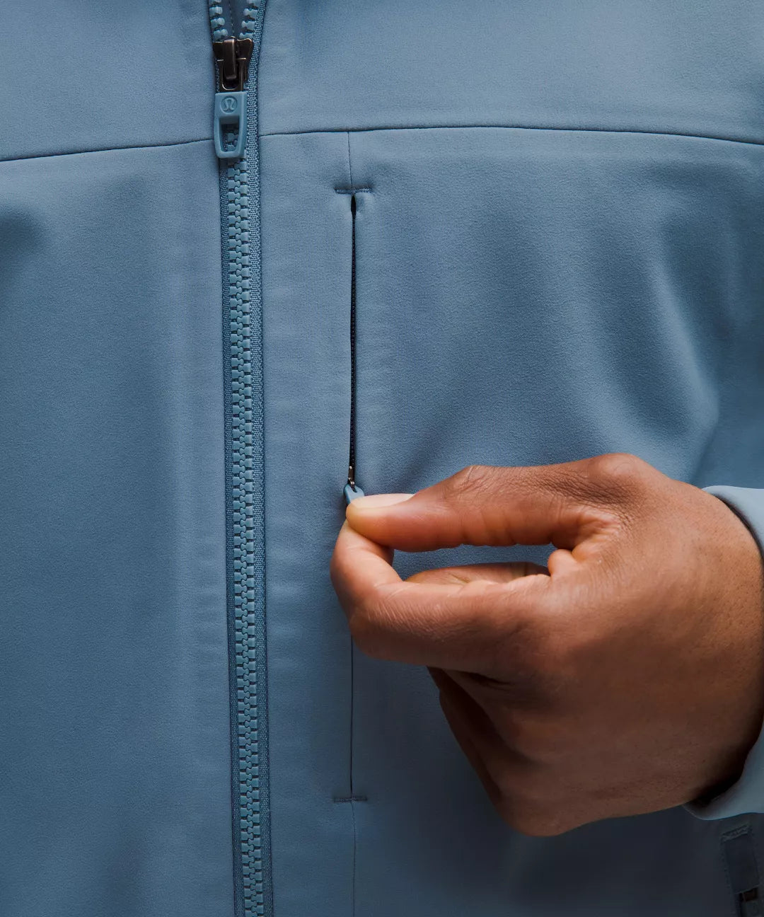 Lululemon Men's Cross Chill City-to-Trail Jacket