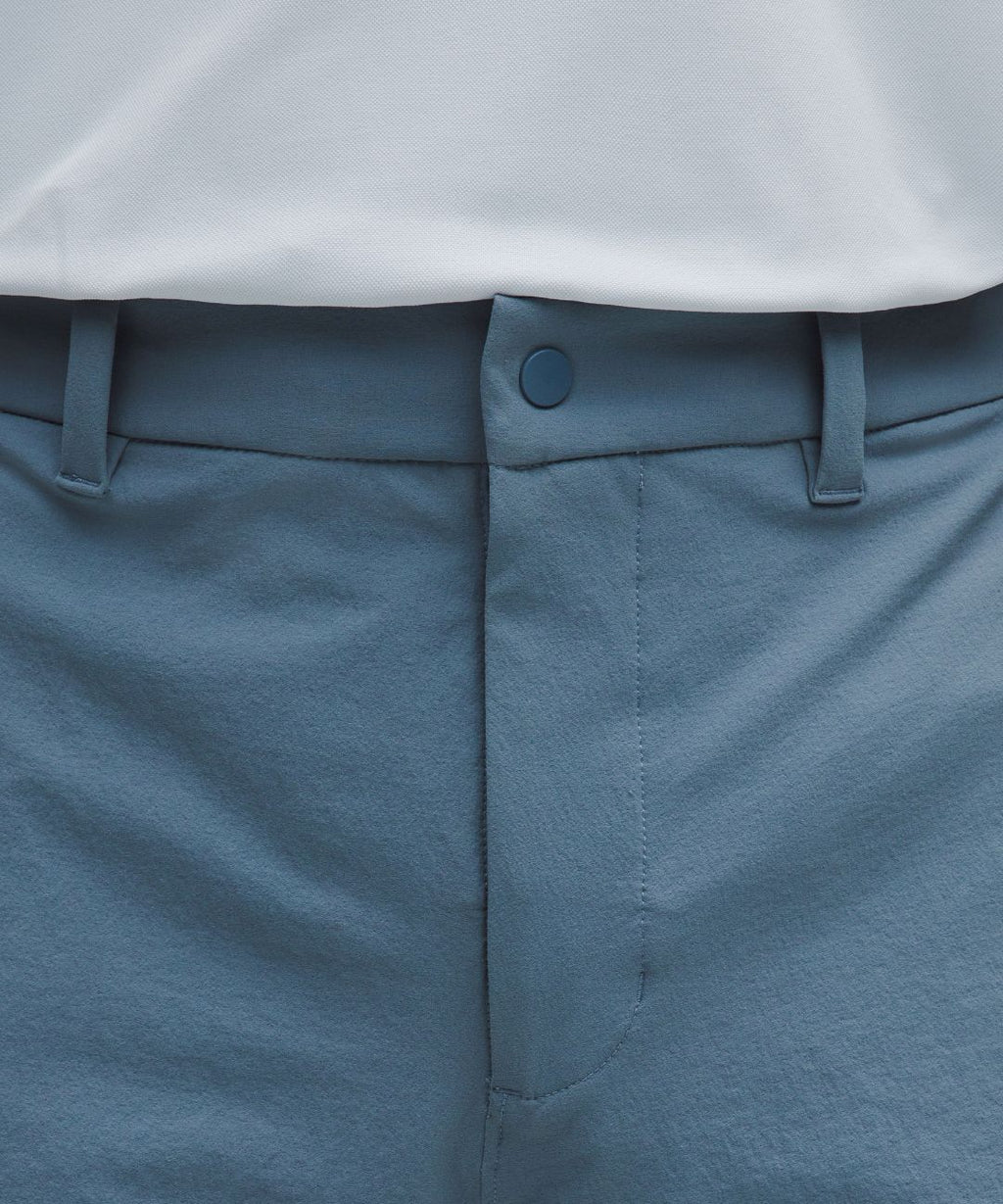 Water-Repellent Relaxed-Fit Golf Short 10"