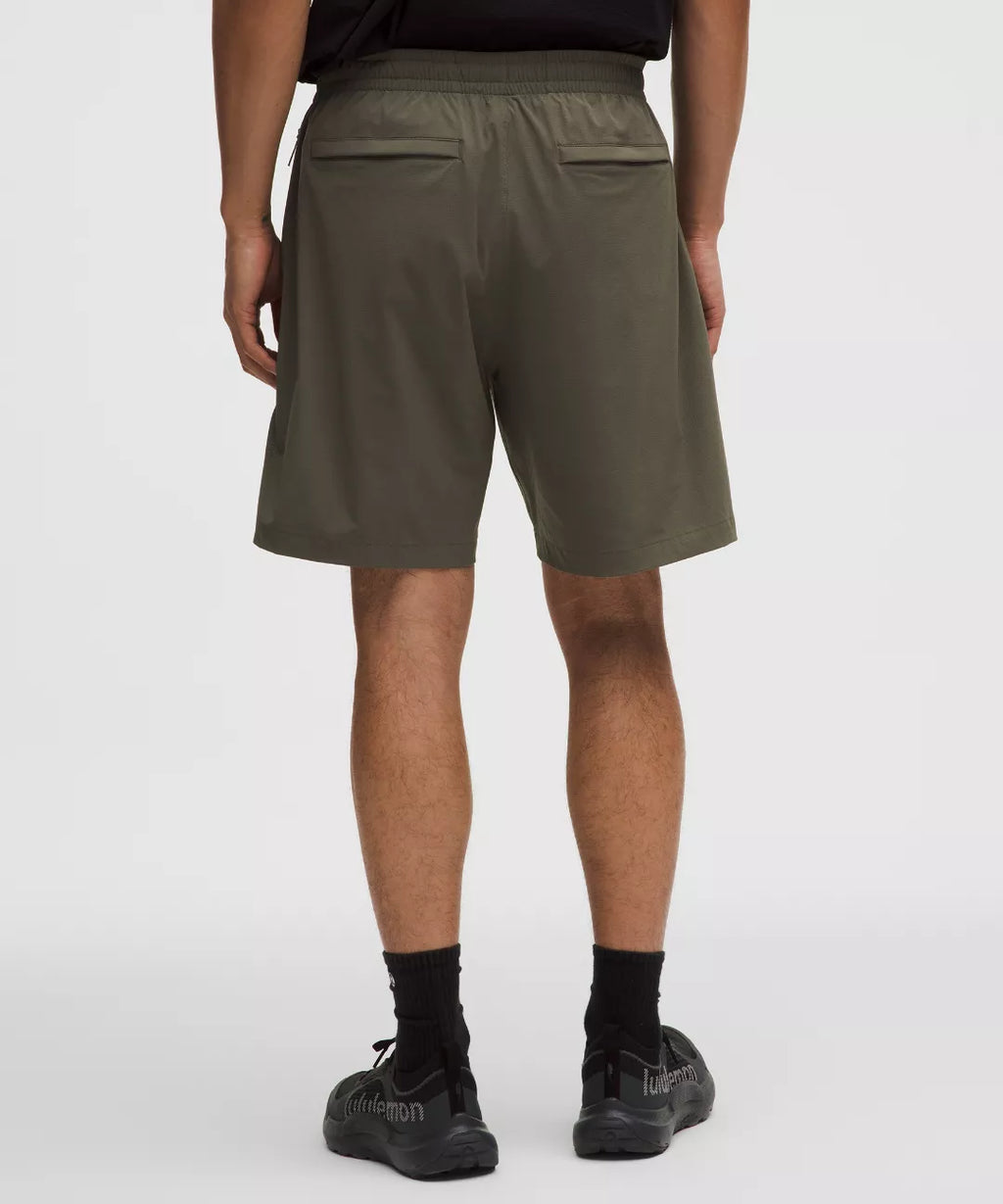 Zero Tucks Relaxed-Fit Short 8"