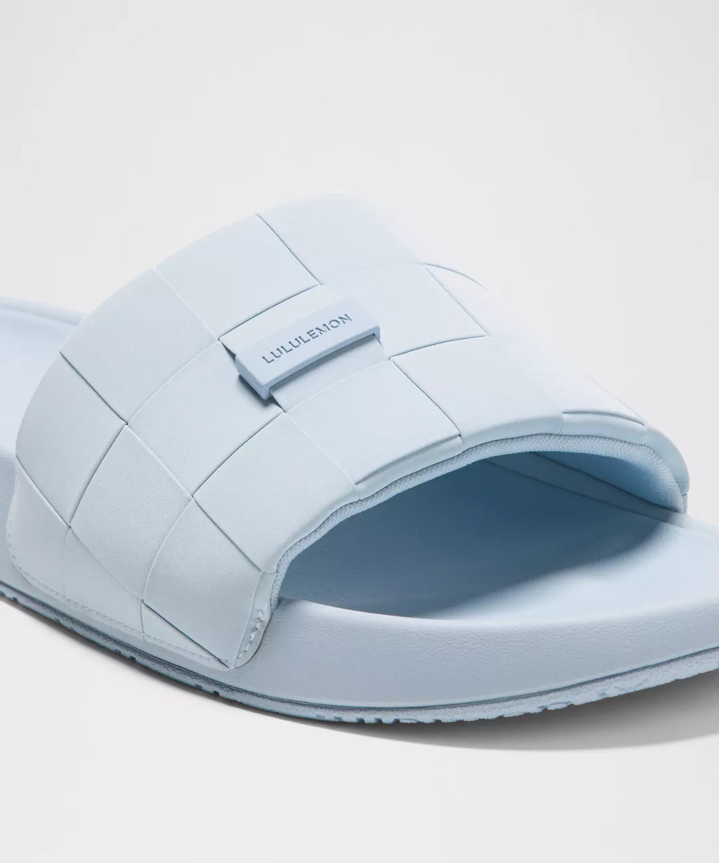Lululemon Men's Restfeel Woven Slide