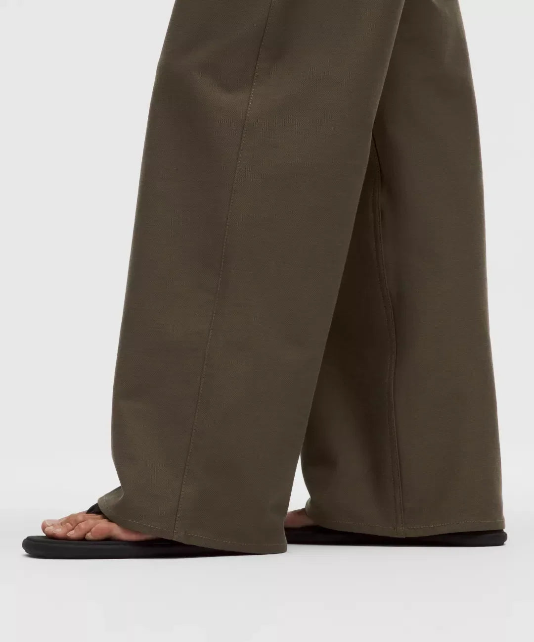 lululemon EasyFive Low-Rise Classic Wide-Leg Pant Short