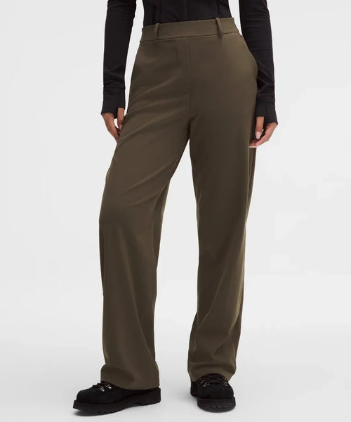 Daydrift High-Rise Straight-Leg Trouser Short