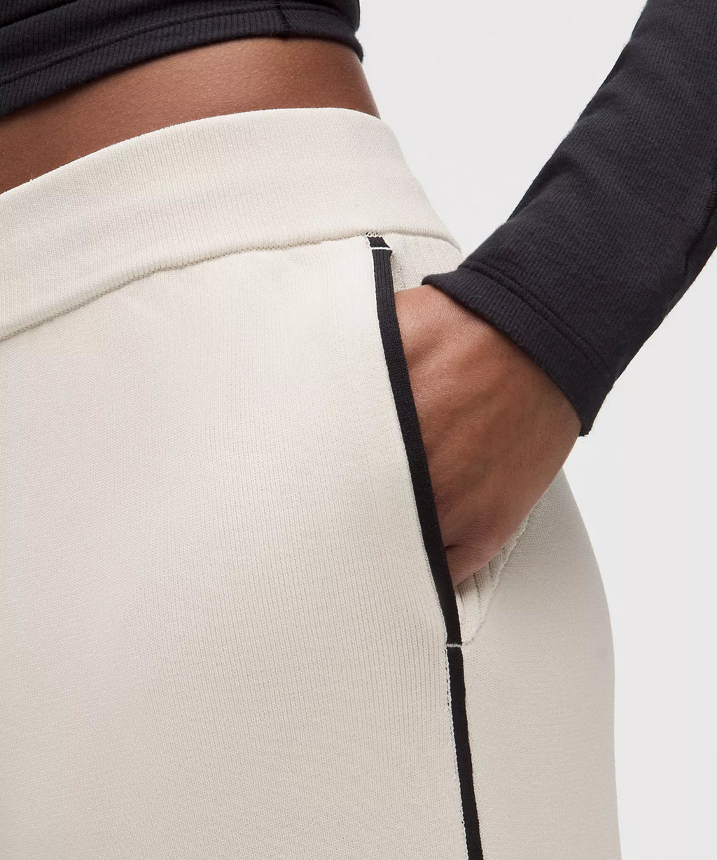 Soft Knit Mid-Rise Pant