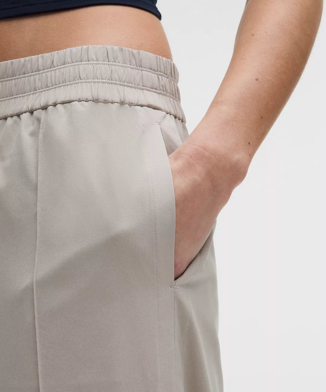 lululemon Breezily Mid-Rise Pant Regular